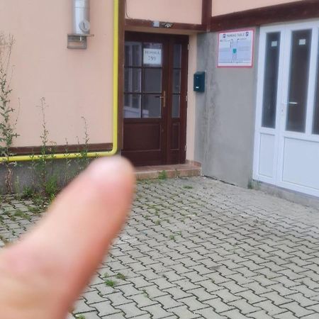 Apartman Adam Velky Slavkov Luaran gambar
